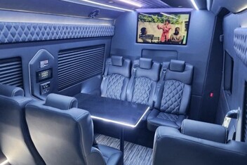 Lincoln Sprinter Van Interior