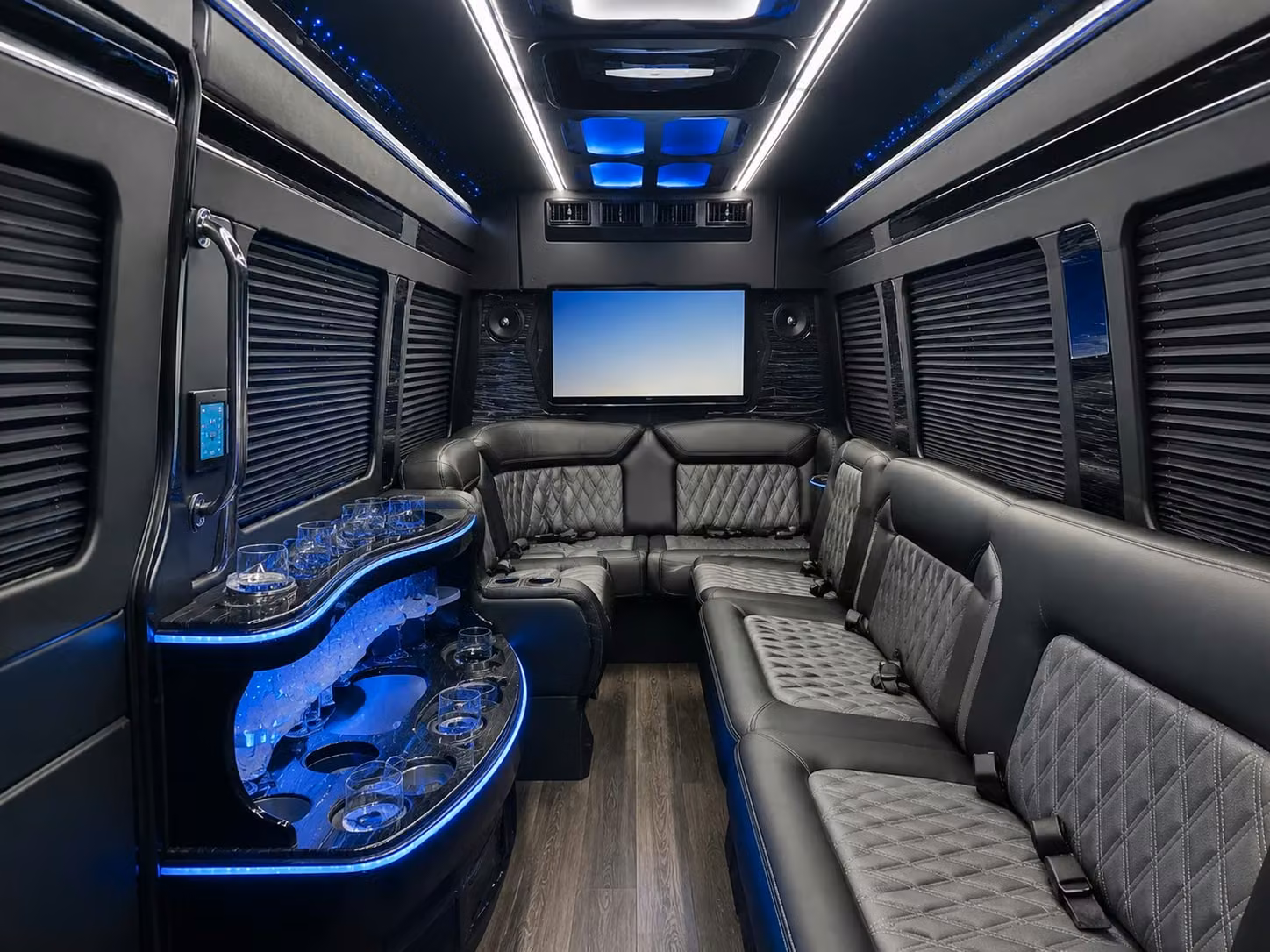 bus rental options for lincoln trips