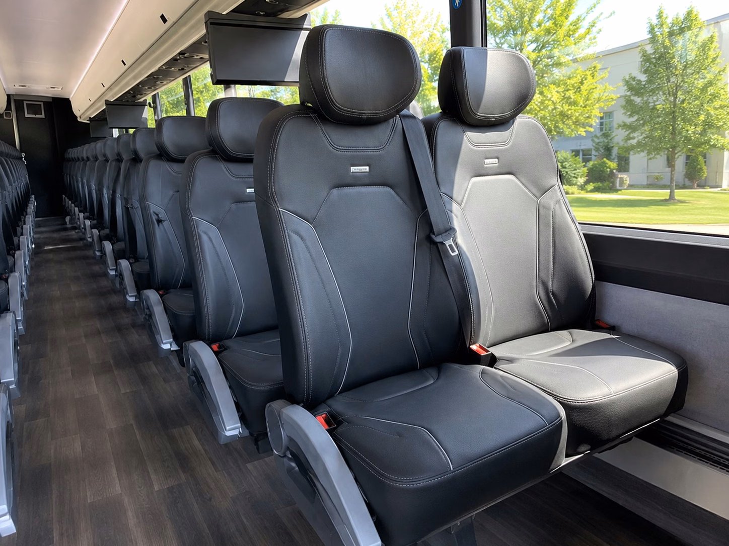 compare wedding transportation options in lincoln and beyond