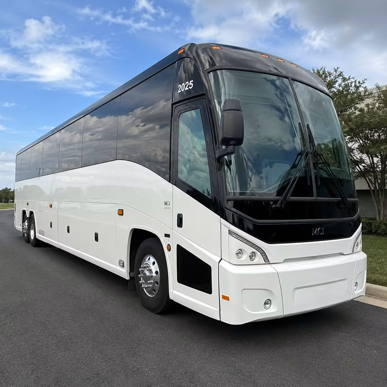corporate event buses for team building and off site lincoln activities