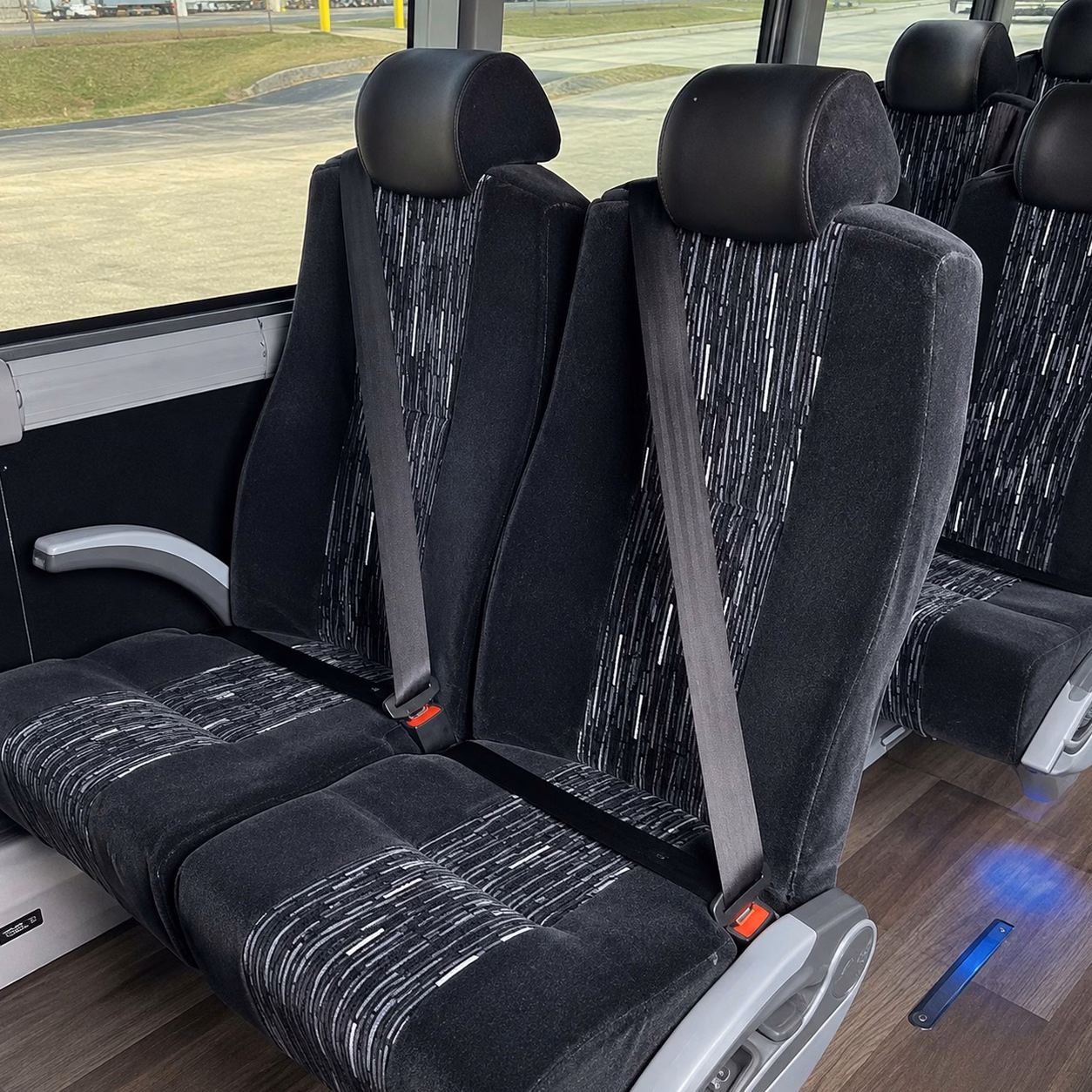 group transportation in lincoln booked in minutes instead of days